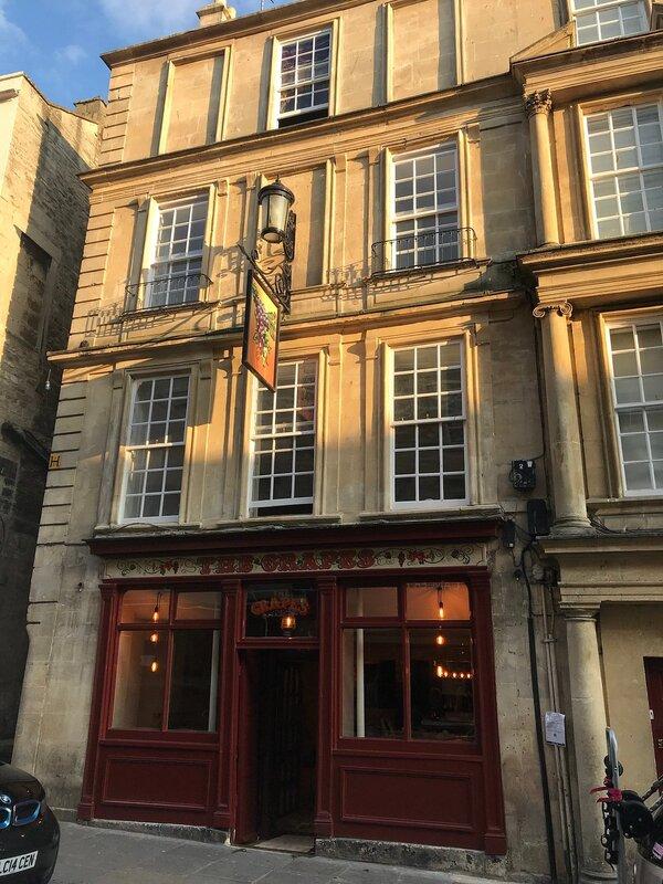 The Grapes Bath
