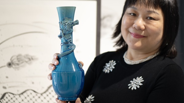 STUNNING & COLOURFUL ITEMS GO UNDER THE HAMMER AT INAUGURAL ASIAN ARTS SALE